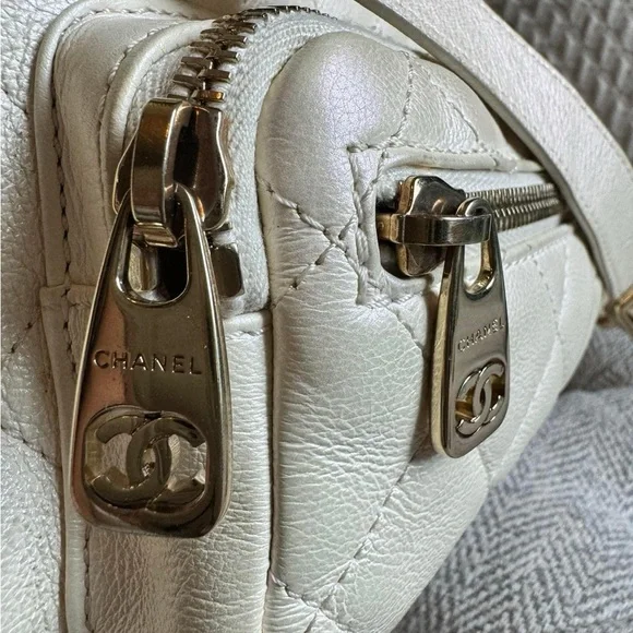 Price is FIRM✨Chanel All About Waist bumbag - Picture 7 of 16